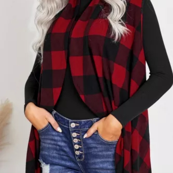 New Buffalo plaid asymmetrical sleeveless cardigan - Picture 5 of 8